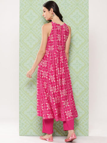 Varanga Women Pink Patola Printed Anarkali Kurta Paired With Solid Bottom