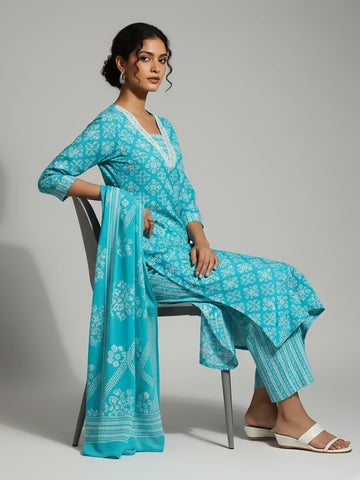 Varanga Women Floral Printed V Neck Kurta with Trouser & Dupatta