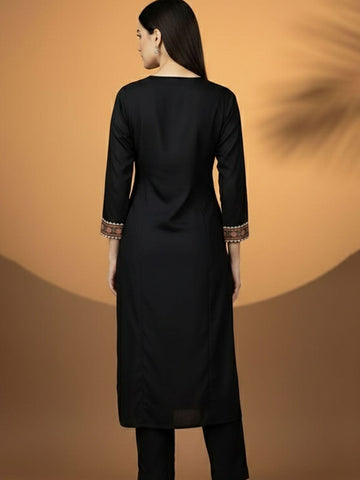 Sophisticated & Elegant Kurta Set With Dupatta