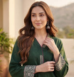 Varanga Women Green Embroidered  Long & Flared Sleeves Kurta With Tonal Bottom