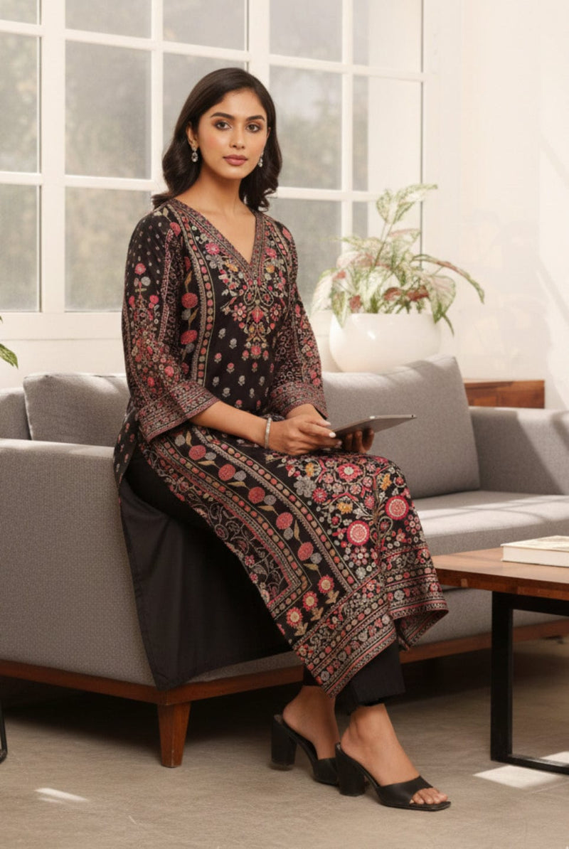 Varanga Women Black Ethnic Floral Printed Kurta With Solid Trouser.