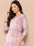 Varanga Women Lavender Stripe Printed V-Neck Straight Kurta With Three Quarter Sleeves