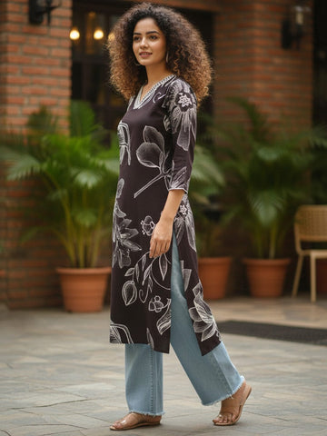 Varanga The Noir Floral Plum Kurta