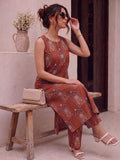 Fusion Block Printed Sleeveless Kurta Set In Cotton
