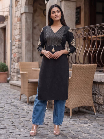 Tassel-Drop Noir Women's Kurta