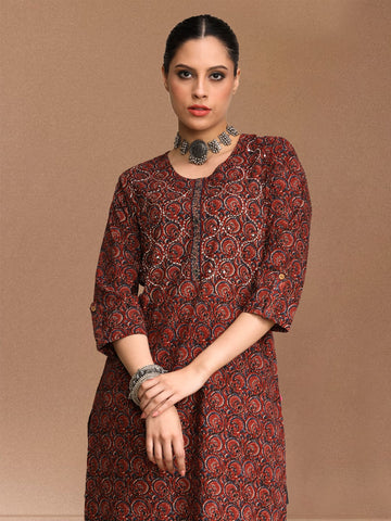 Varanga Maroon Ethnic Motifs Printed Cotton Thread Work Kurta