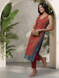 Everyday-ready rust A-line V-neck kurta paired with soft, elasticated solid trousers.