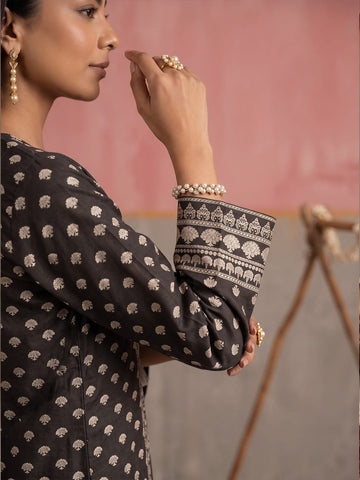 The Dusk Pure Silk Festive Women'S Kurta Set