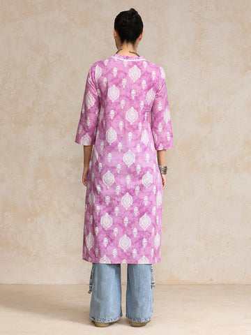 Varanga Women Lavender 3/4Th Sleeve, V Neck Collared Kurta.