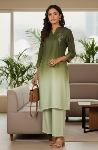 Varanga Women Mandarin Collar Placement Embroidered Kurta Paired With Tonal Bottom