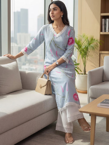 Women Floral Printed Straight Kurta With Lace Detail