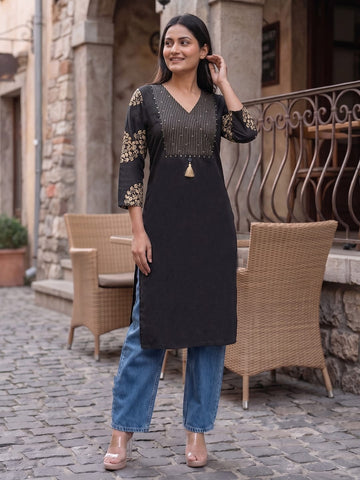Tassel-Drop Noir Women's Kurta