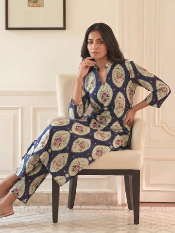 Navy Blue A-Line Kurta Set Featuring A Split Mandarin Collar
