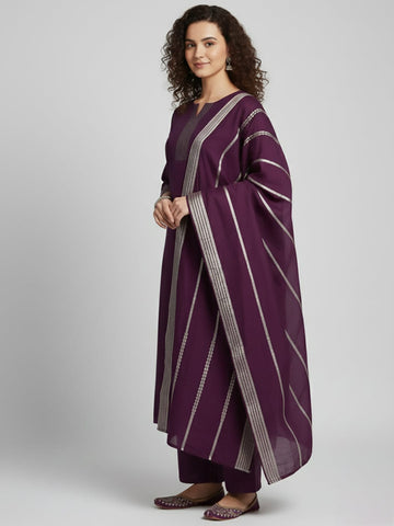 Varanga Women Zari Couching Detailed Kurta with Trouser & Dupatta