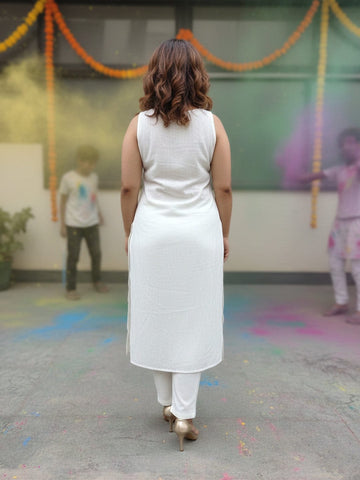 Sleeveless Tonal Textured Kurta Set