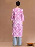 Varanga Women Lavender And White Women Floral Printed Pastel V-neck Kurta