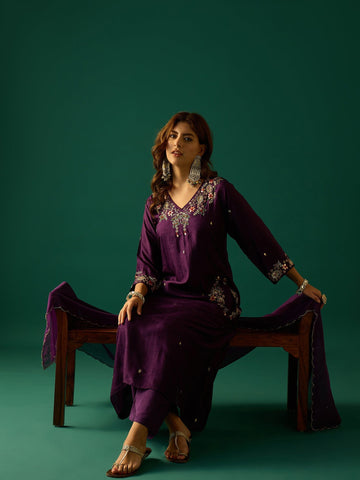 Kurta Embellished With Beads And Stones Paired Trousers And A Matching Bordered Dupatta
