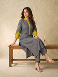 Grey Kurta Set With Vibrant Contrast Detailing