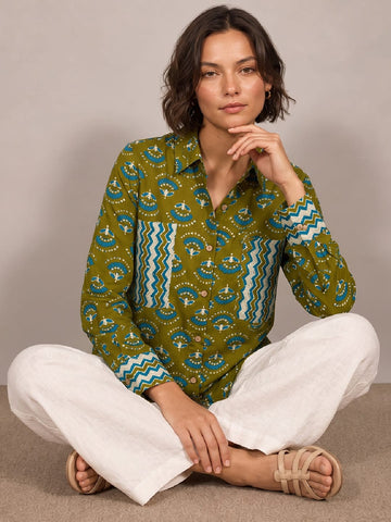 Varanga A Stylish Loose Fit Olive Green Printed Cotton Shirt