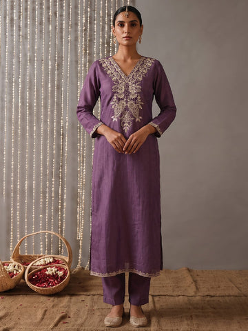 Lavender Embroidered Kurta Set With Dupatta