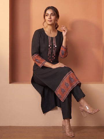 The Midnight Ajrakh-Edge Women's kurta