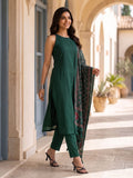 Aadvika Women Green Halter Neck Solid Straight Kurta Paired With Tonal Bottom And Printed Bhagalpuri Dupatta