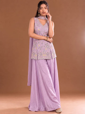 Varanga Women Floral Embroidered Regular Thread Work Kurta with Sharara & With Dupatta