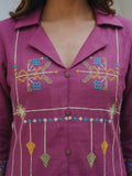 Women Geometric Embroidered Wine Kurta Set With Shirt Collar