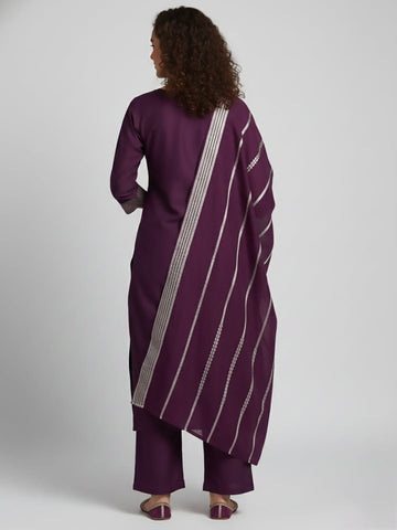 Varanga Women Zari Couching Detailed Kurta with Trouser & Dupatta