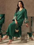 Green Embroidered Bell Sleeve Kurta Set With Straight Pants