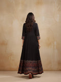 Varanga Ethereal Ajrakh Bordered Ethnic Ensemble