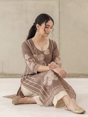 The Espresso Bloom Pure Silk Festive Women'S Kurta Set