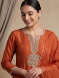 Kurta Set With Intricate Zari Embroidery And Ankle-Length Trousers And An Embroidered Dupatta