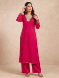 Gulabi Noor Women Kurta Set