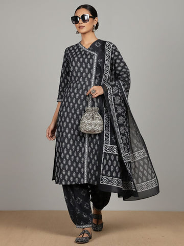 Varanga Women Ethnic Jaipuri Printed Angrakha Wih Salwar & Dupatta