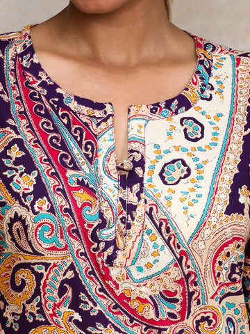 Varanga Women paisley printed three quarter sleeve Kurta