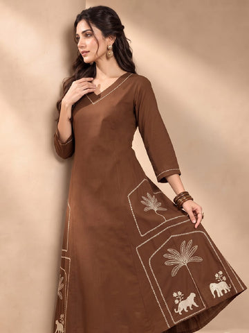 Varanga Women Ethnic Motifs Embroidered Pure Cotton Kurta with Trousers