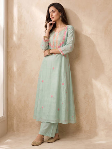 Women's Mulmul Chanderi Kurta Set With Chiffon Dupatta