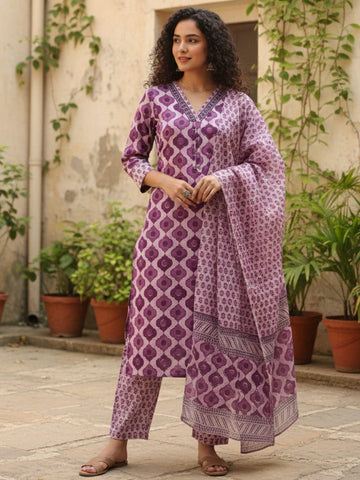 Varanga Ethnic lavender & White Suit Set