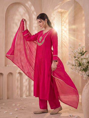 The Gulabi Kurta Set