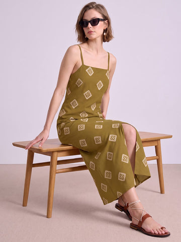 Women Print Maxi Dress With Adjustable Straps And A Sleek Silhouette .