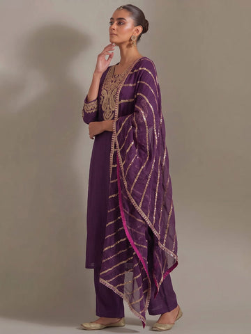 Modern & Minimalist Ethnic Kurta Set