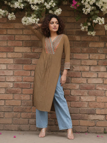 Printed Yoke V Neck Line Kurta