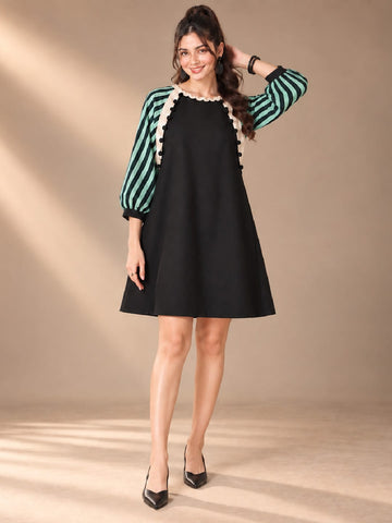 Varanga Colourblocked Puff Sleeve Ruffled A-Line Dress