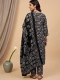 Varanga Women V-Neck Black Kurta Set With Dupatta