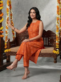 Modern & Chic Kurta Set