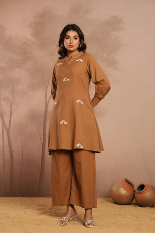 Relaxed & Versatile Embroidered Kurta Set