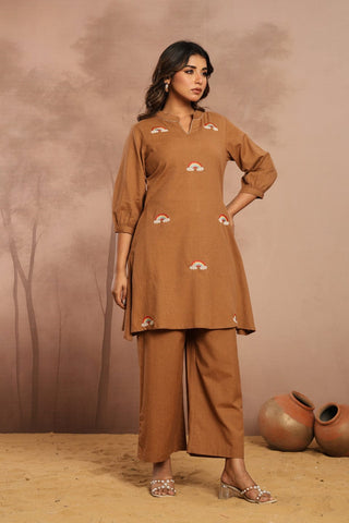 Relaxed & Versatile Embroidered Kurta Set