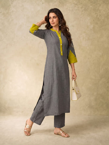 Grey Kurta Set With Vibrant Contrast Detailing