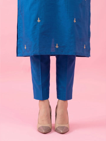 Blue Embroidered Chanderi Kurta Set With Straight Pants And Zari-Bordered Dupatta.